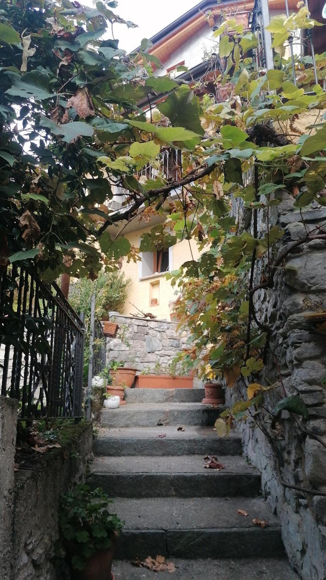 Casa Vista Lago E Giardino Порлецца Экстерьер фото